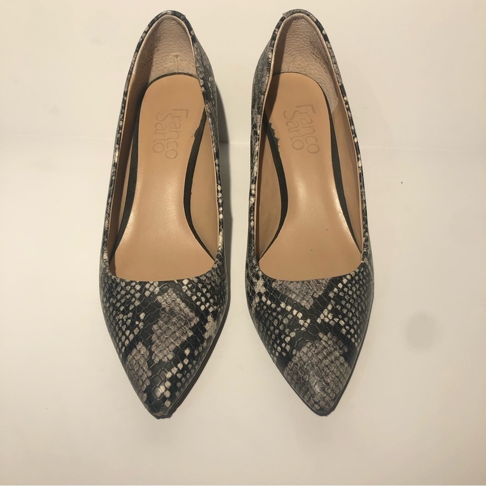 Franco Sarto Faux Snake Print Heels. Size 6M / Eur 36